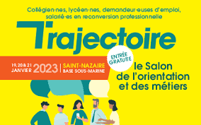 Les élèves du collège au salon Trajectoire